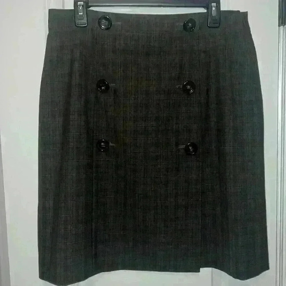 Nine West Stretch size 12 Plaid Button Skirt Classic Vintage style Design - Picture 1 of 6